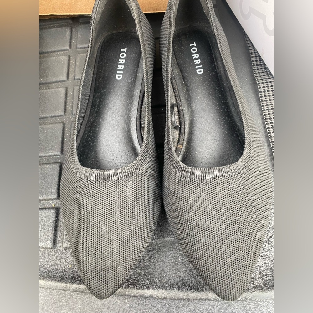 Torrid Black Textured Flats